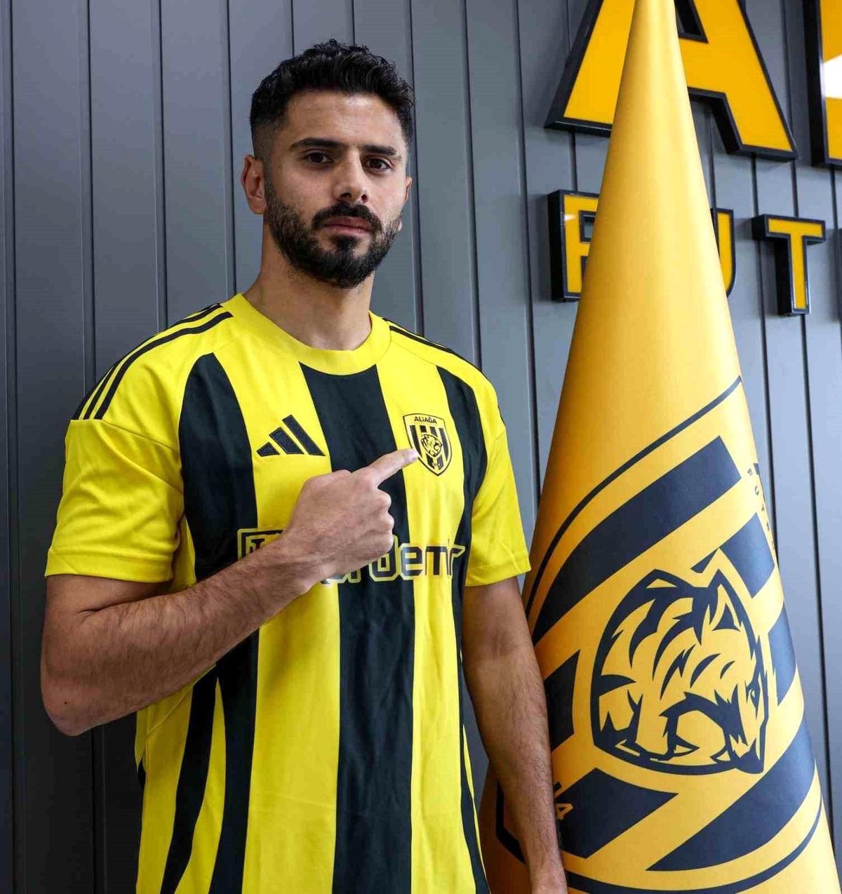 Aliağa FK futbol takımı oyuncuları