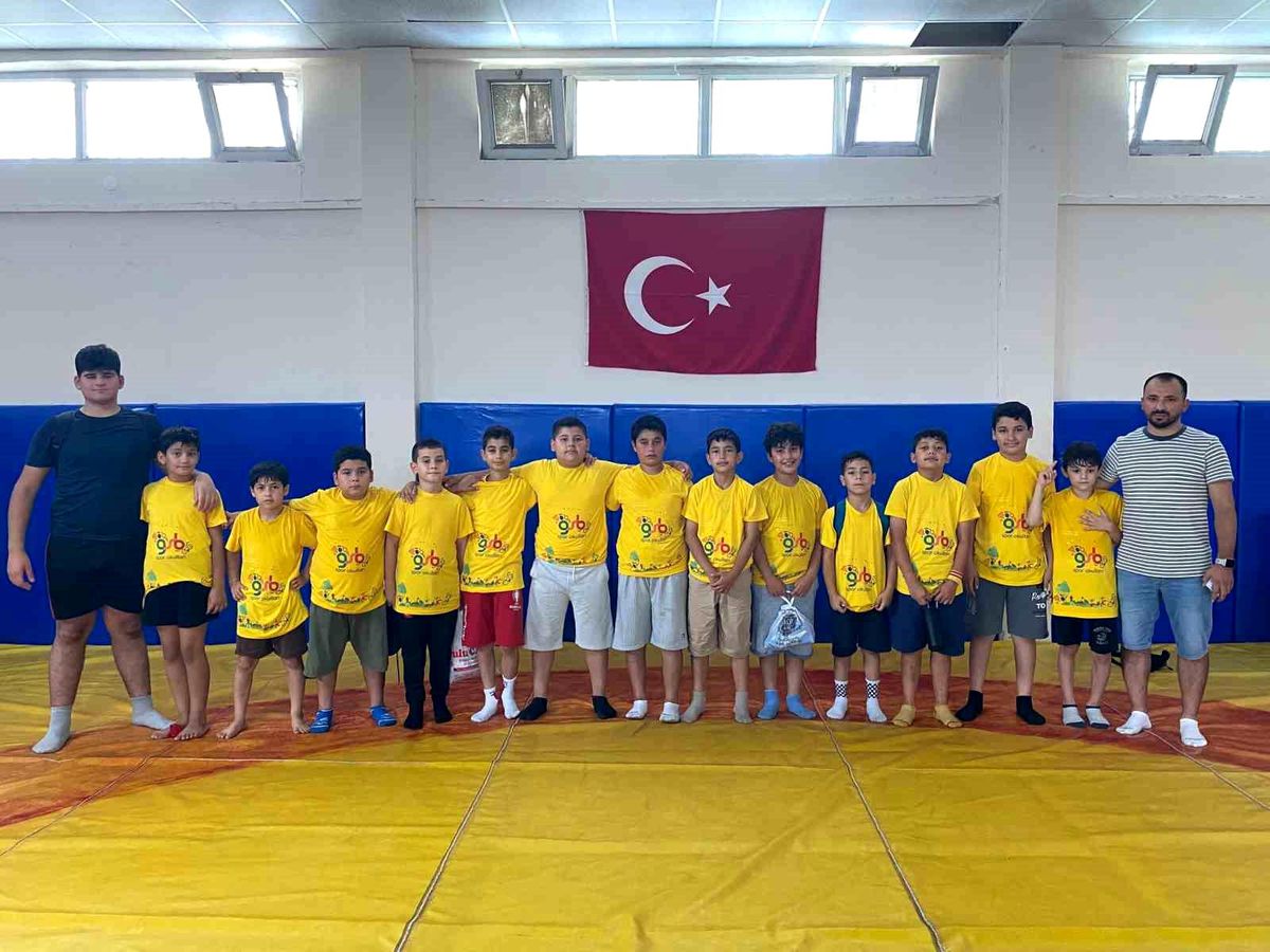 Anamurlu güreşçiler Türkiye Şampiyonası yolunda