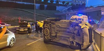 Bakırköy'de hafif ticari araçla otomobilin çarpıştığı kazada 5 kişi yaralandı