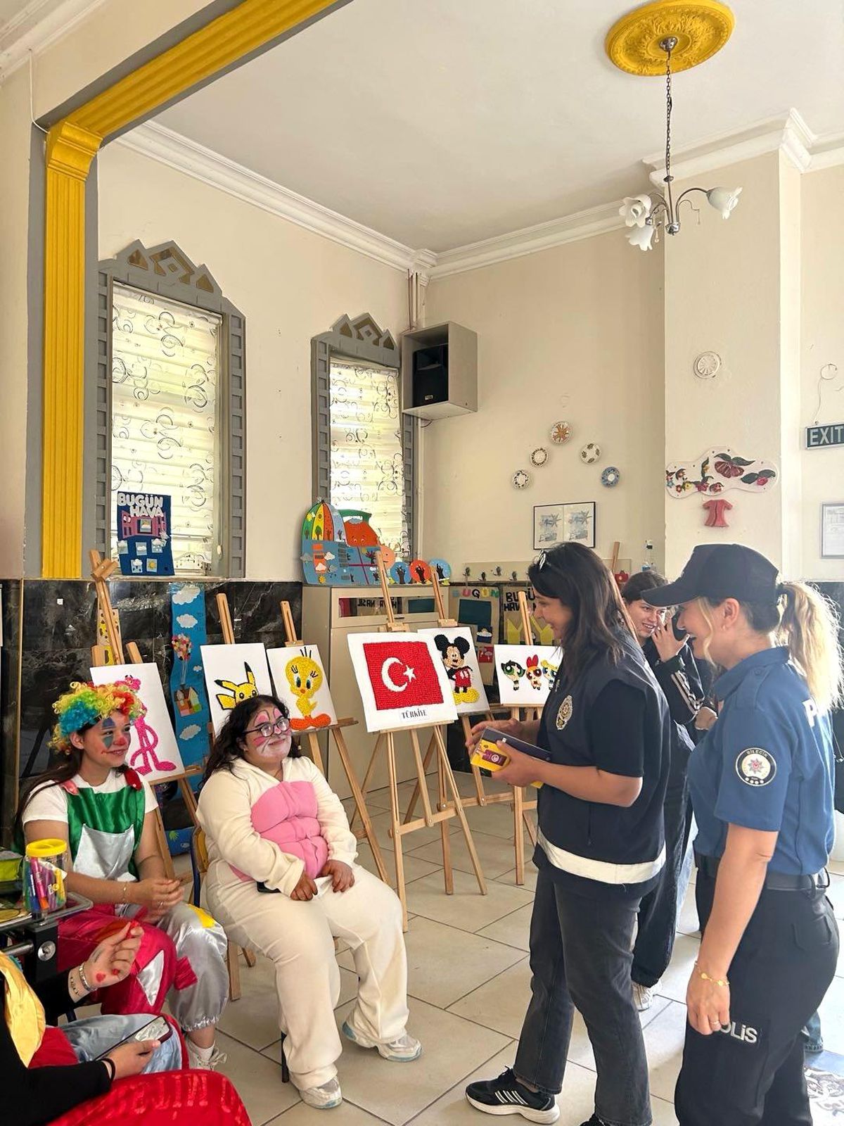 Bilecik'te öğrencilere polislik mesleği tanıtıldı