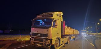 Bolu'da tırın çarptığı otomobildeki 3 kişi yaralandı