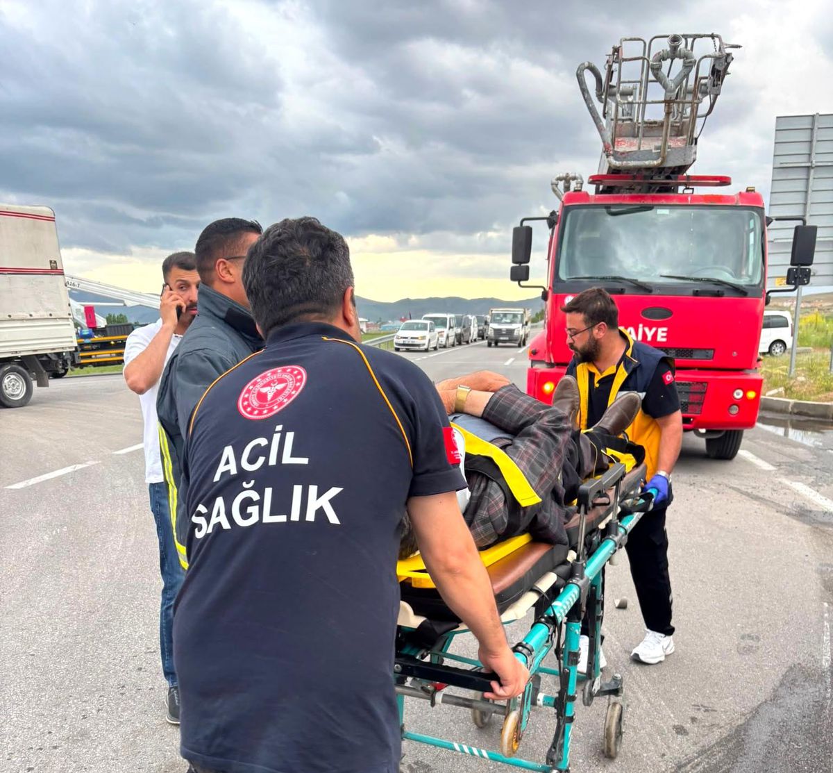 Çaldıran'da trafik kazası: 3 yaralı