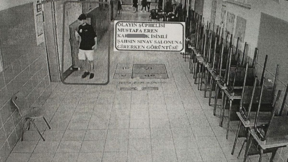 Çekmeköy'de AYT sınavında yapay zeka uygulamasıyla kopya çekmeyi deneyen şüpheli tutuklandı
