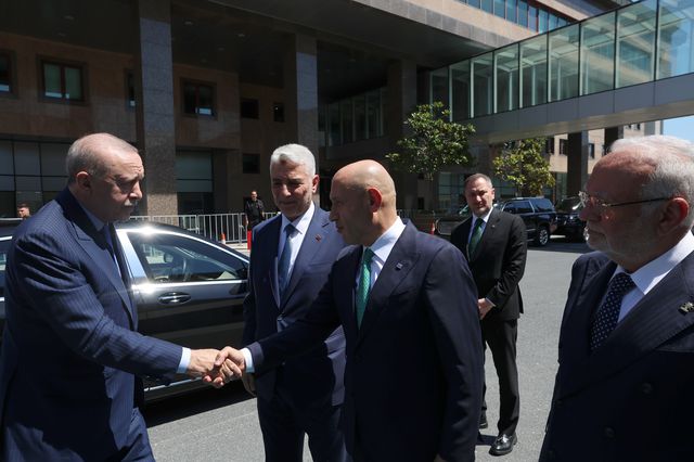 cumhurbaskani erdogan 1 yilda yaptigimiz ihra 4 19992835 o