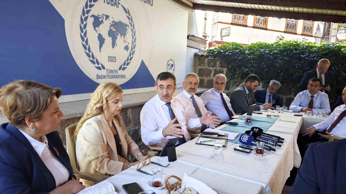 Cumhurbaşkanı Yardımcısı Yılmaz: ''Terörsüz Türkiye ile ilgili yasal düzenlemeler bu yasama dönemine yetişsin diye bir gayret var''