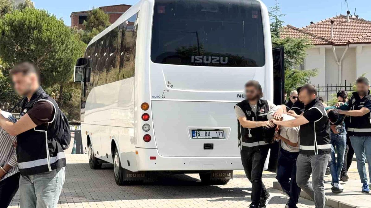 Daltonlar'a Orhangazi'de şafak baskını : 9 gözaltı
