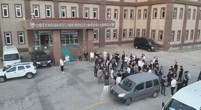diyarbakir da yasa disi bahis operasyonu 24 2 19990118 o