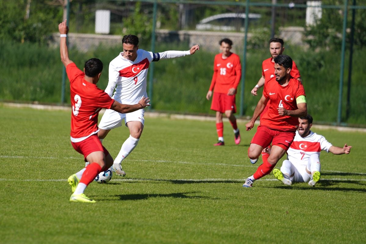 Erzurum'da UEFA Regions Cup Türkiye Finalleri'nin yarı final müsabakaları yapıldı