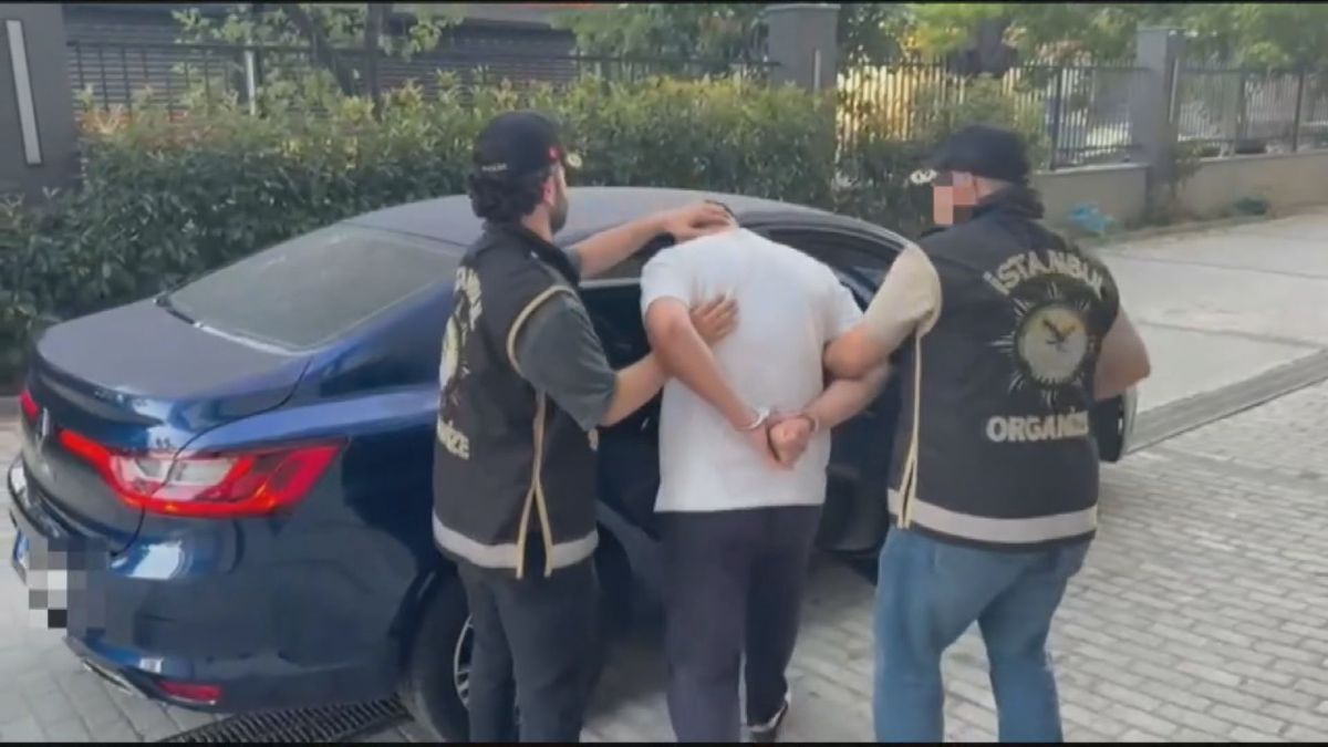 Polis ekiplerinin operasyon çalışması