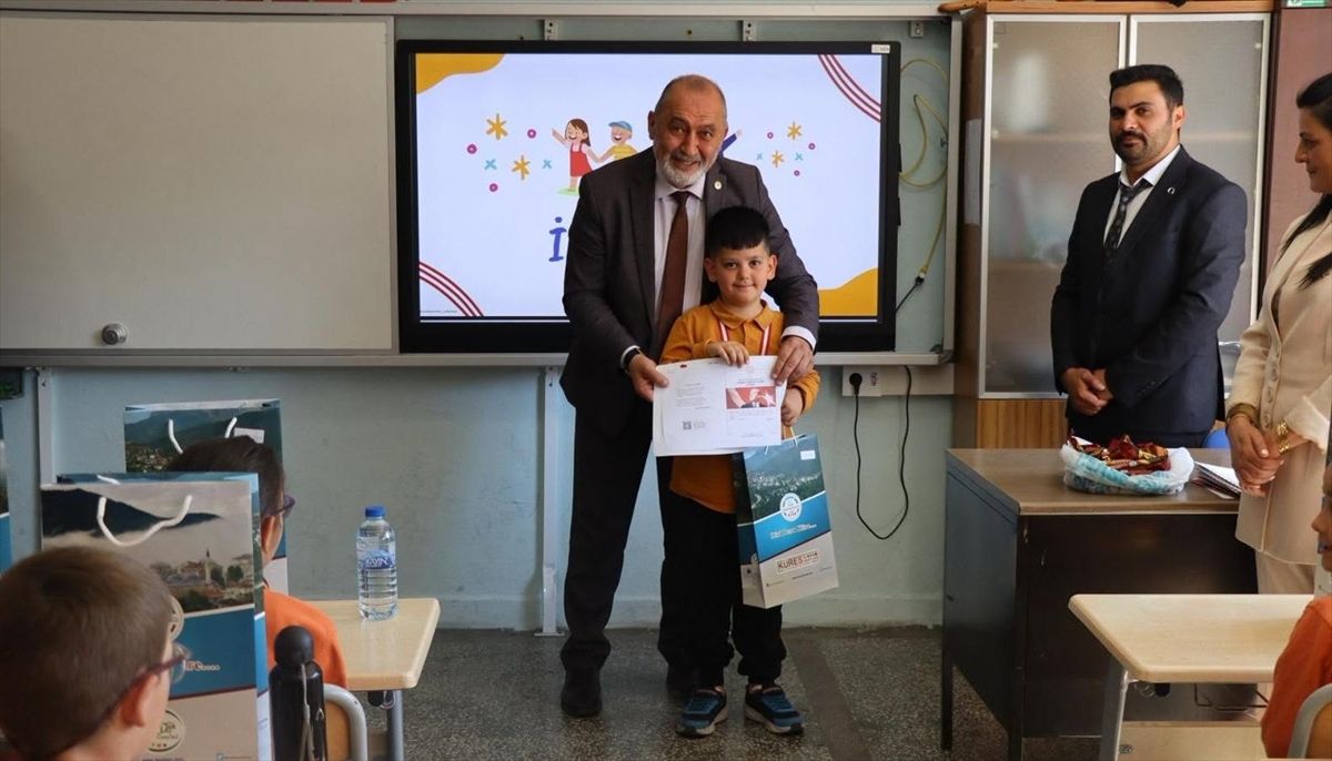 Kastamonu'nun ilçelerinde karne töreni düzenlendi