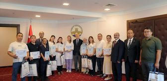 Kazakistanlı 11 uzman hekim Trakya Üniversitesindeki eğitim programını tamamladı