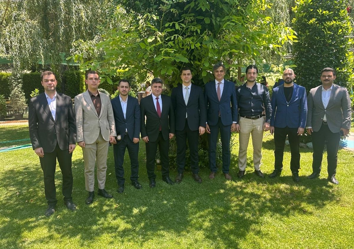 Kemalpaşa'da tayin olan hakim ve savcılara veda programı düzenlendi
