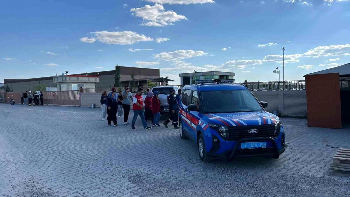 Niğde'de havai fişek fabrikasında patlama: Yaralılar var