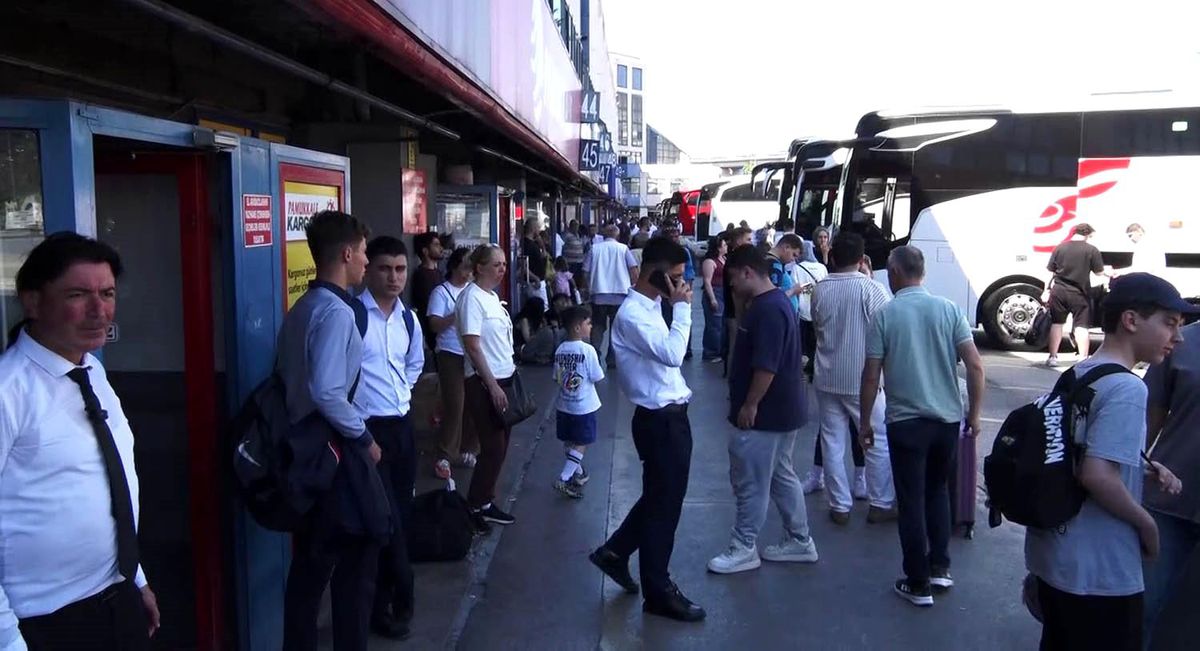 15 Temmuz Demokrasi Otogarı'ndaki tatil yoğunluğu