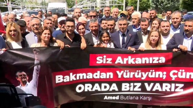 ozgur ozel diyarbakirda diyarb 19990922 2245 1 m