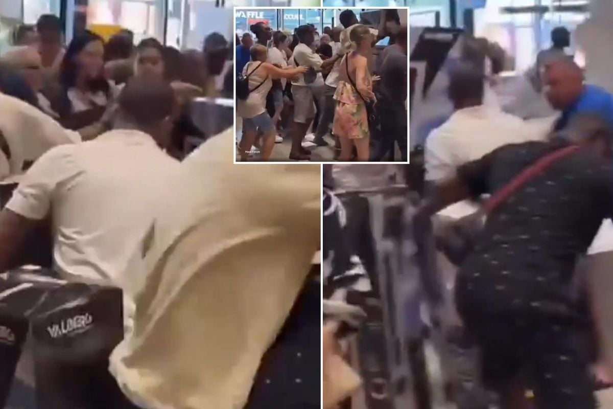 Fransa'da aşırı sıcaklar nedeniyle mağazalarda yaşanan yoğunluk