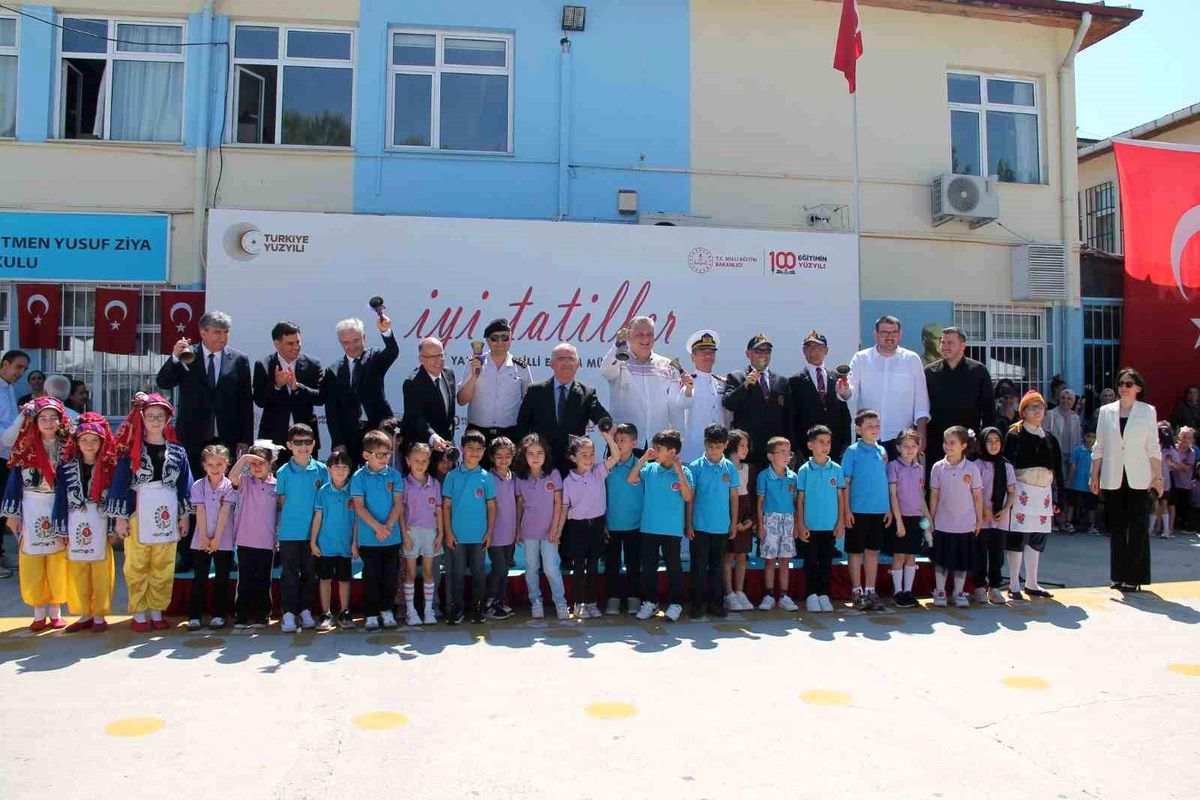Yalova'da karne heyecanı