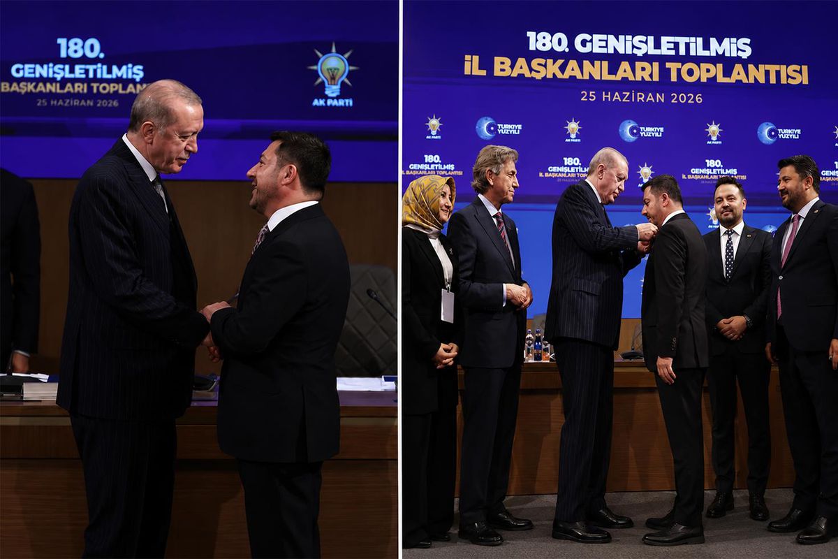 Nevşehir Belediye Başkanı Rasim Arı, AK Parti rozetiyle konuşma yaparken.