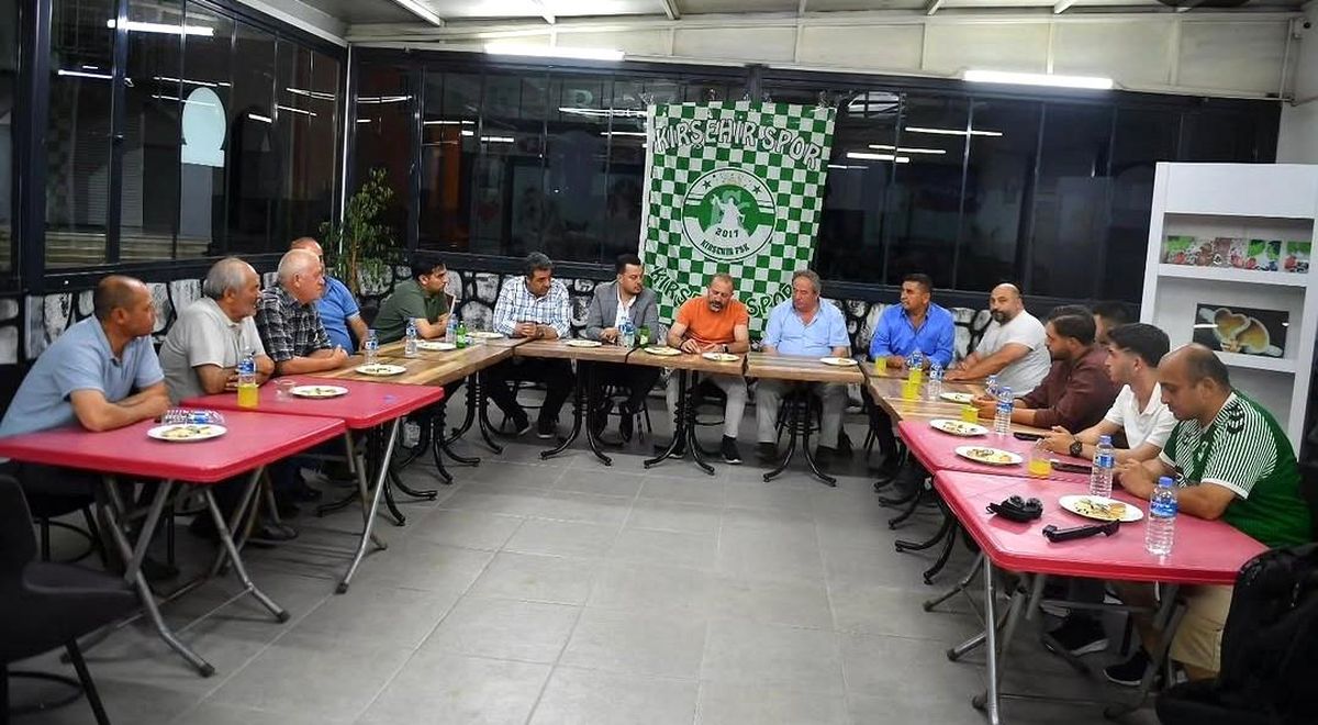 Anahtar Parti'den Kırşehir FK'ya destek