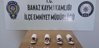 Banaz'da kovalamacayla durdurulan otomobilde uyuşturucu ele geçirildi