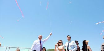 Biga'da öğrenciler uçurtma şenliğinde bulundu