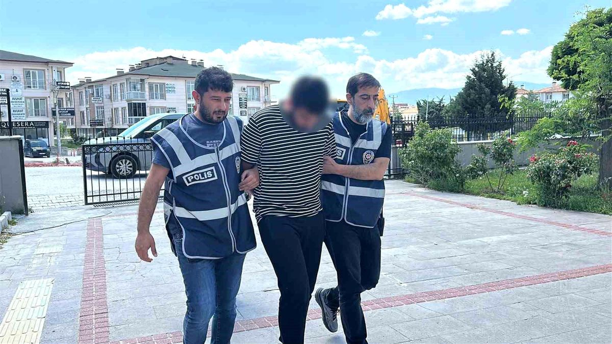 Burdur adliyesi önünde güvenlik önlemleri