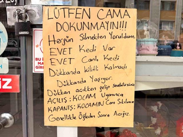cam silmekten yorulan kadindan hem gulduren h 19995245 o