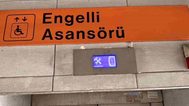 Adana’da engelli asansörleri mağduriyet yaratıyor