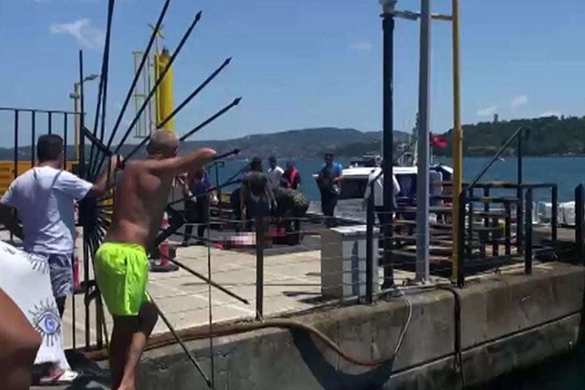 FSM Köprüsü'nde acı olay! Aracını durdurup boğaza atladı