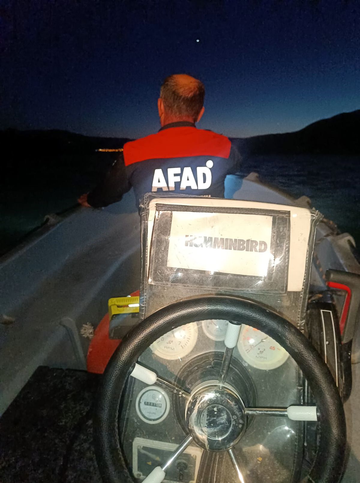 Burdur Gölü'nde arama kurtarma operasyonu