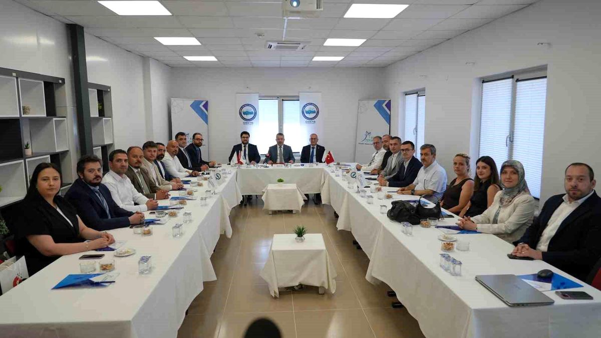 Karabük Teknokent Bölgesel Koordinasyon Toplantısı'na ev sahipliği yaptı