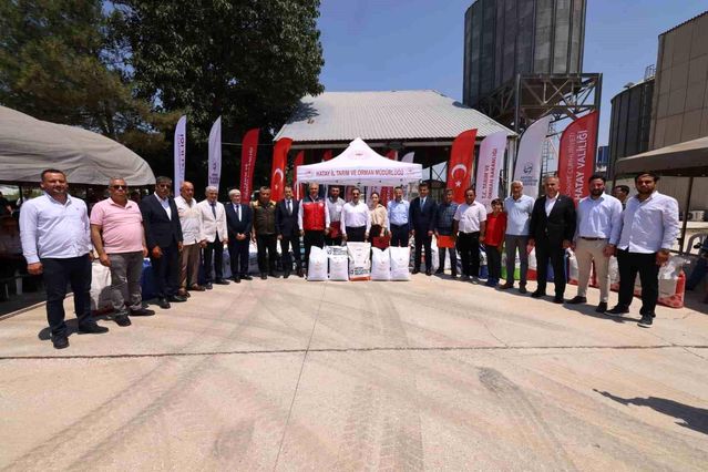 Kırıkhan’da 30 milyon liralık tohum desteği üreticilere ulaştırıldı