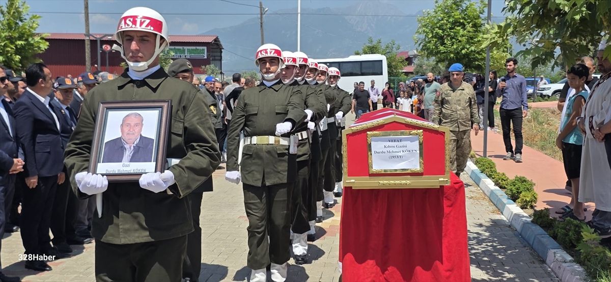 Osmaniye'de hayatını kaybeden Kıbrıs gazisinin cenazesi defnedildi