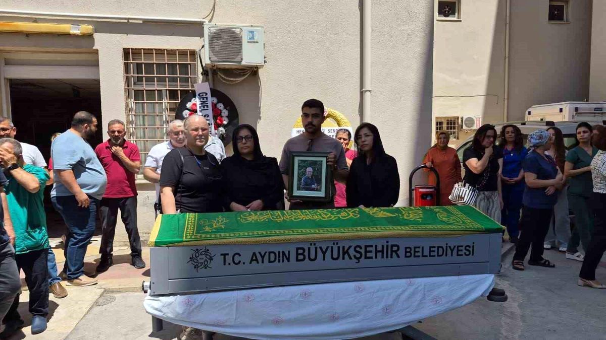 Söke'nin sevilen doktoru Op. Dr. Kaplan, gözyaşlarıyla uğurlandı