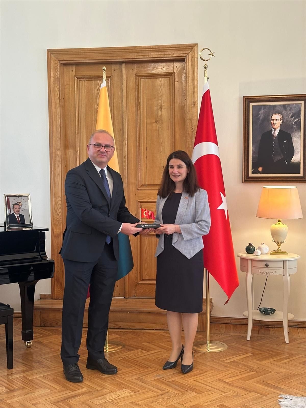 Türk ev ve mutfak eşyası sektör temsilcileri yeni iş birlikleri için Litvanya'da temaslarda bulundu