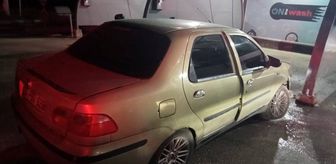 Bilecik'te otomobilin akaryakıt istasyonundaki yıkama bölümüne çarpma anı güvenlik kamerasında