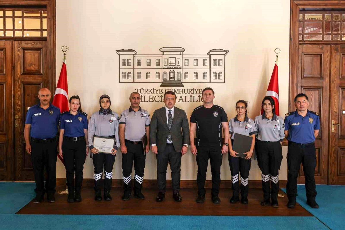 Bilecik'te özel güvenlik personellerine başarı belgesi