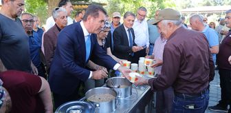 Erzincan'da muharrem ayı dolayısıyla aşure dağıtıldı