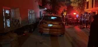 Eskişehir'de kontrolden çıkan otomobil park halindeki 2 araca çarptı