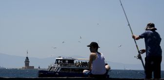 İstanbul'da sıcak havadan bunalanlar sahillere akın etti