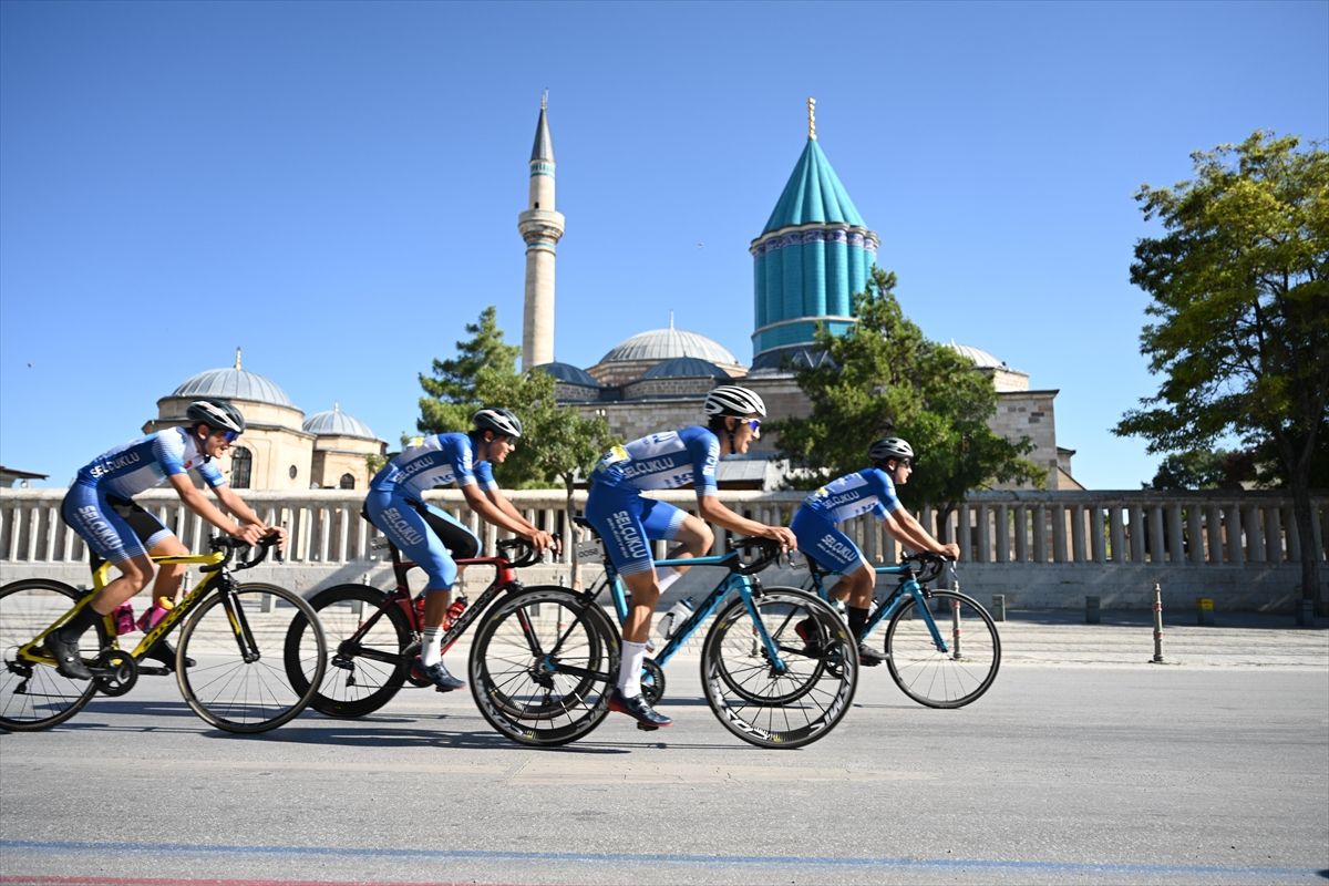 Konya'da Granfondo Yol Bisiklet Yarışı tamamlandı