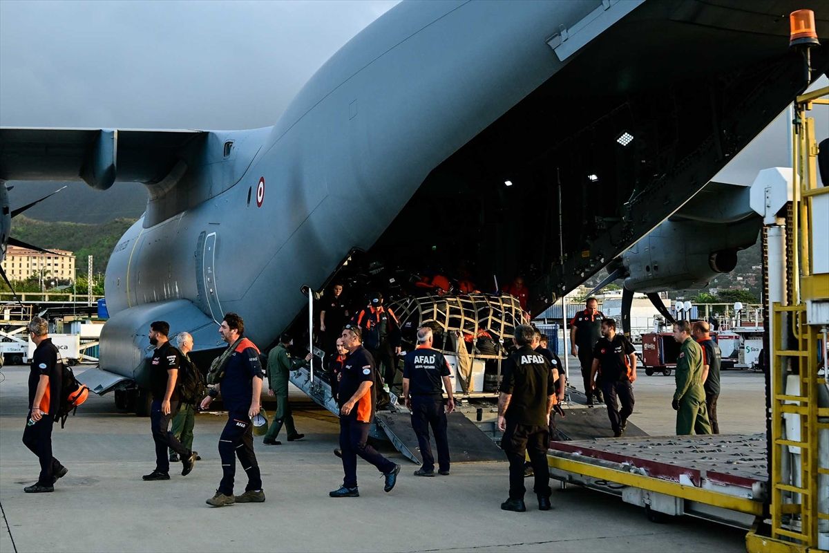 Türk arama kurtarma ekipleri Venezuela'da