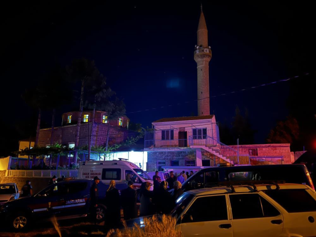 yatsi namazi oncesi cami cemaa 19997023 3541 1 m