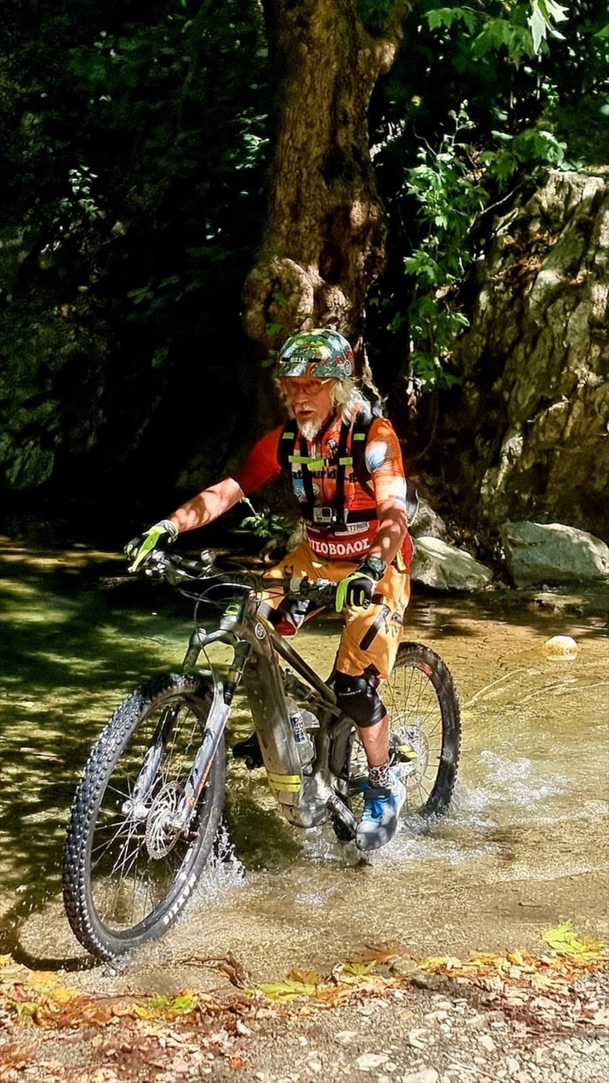 Balıkesir'de 'İki Yaka El Ele 2. Dostluk ve Dayanışma Sürüşü' etkinliği gerçekleştirildi