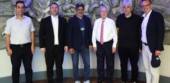 Chobani'nin kurucusu Hamdi Ulukaya'dan Aziz Yıldırım'a ziyaret