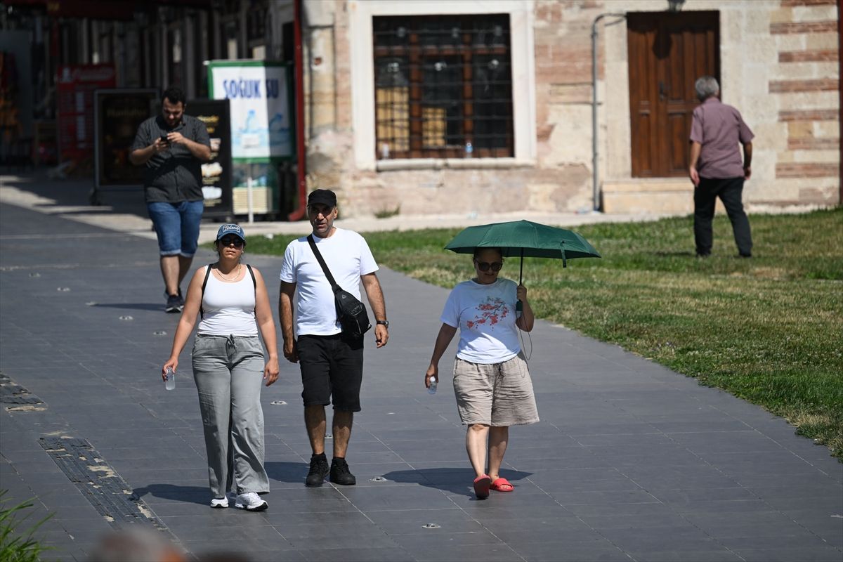 Edirne'de sıcak hava etkili oldu