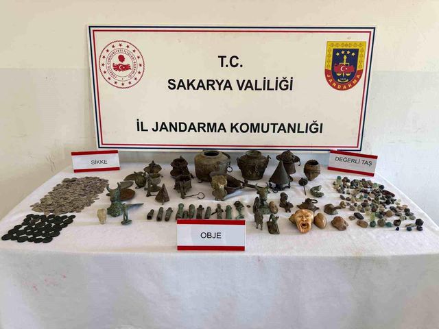 evini kacak muzeye donusturen sahis yakalandi 20002046 o