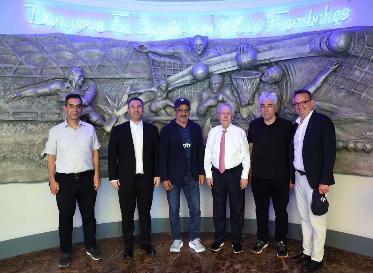 Fenerbahçe Başkanı Aziz Yıldırım, Chobani Kurucusu ve CEO'su Hamdi Ulukaya'yı ağırladı