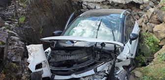 Giresun'da kanala düşen otomobildeki 1 kişi öldü, 4 kişi yaralandı