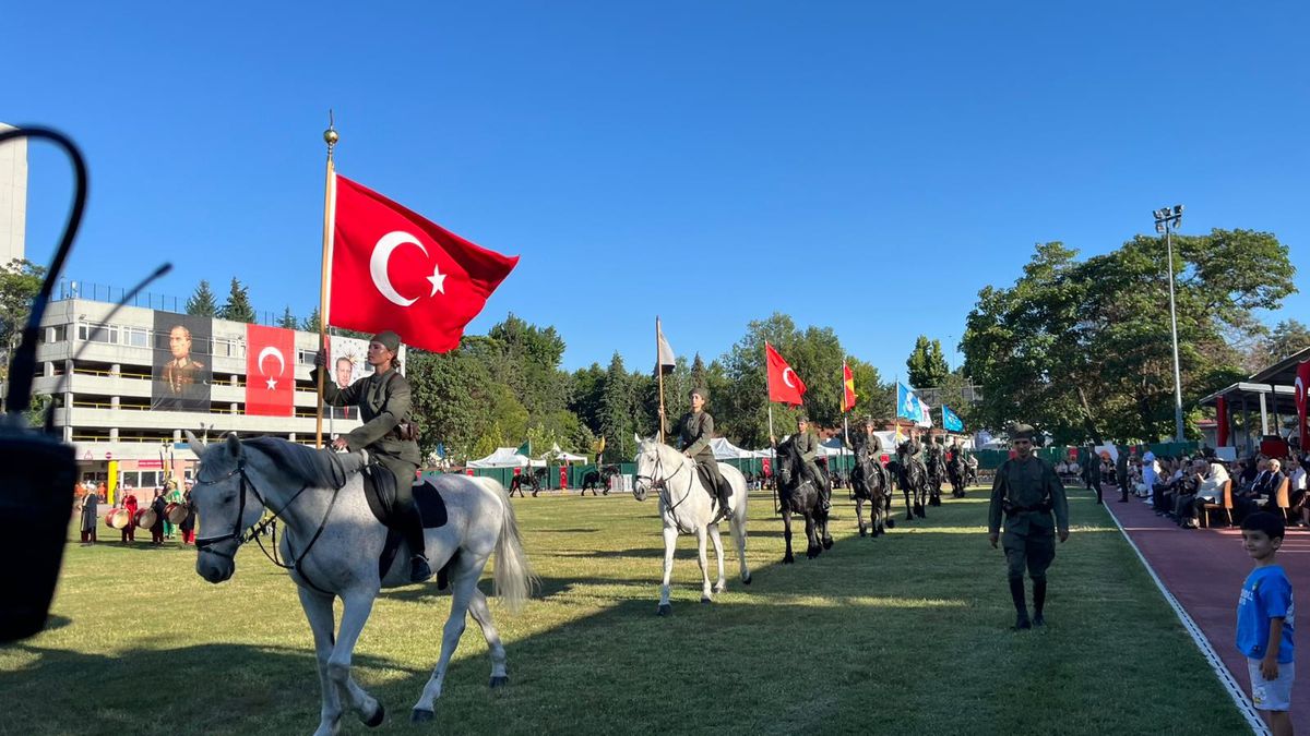 Kara Kuvvetleri Komutanlığı'nın 2235. Kuruluş Yıl Dönümü Kutlandı